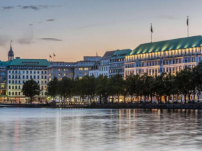 Fairmont Hotel Vier Jahreszeiten, Hotel des Jahres 2023 & 2024- Die 101 Besten